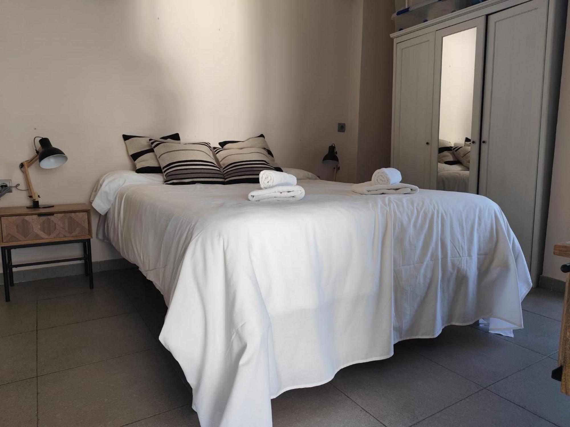 Apartamentos La Roca Rentals Torremolinos Rom bilde